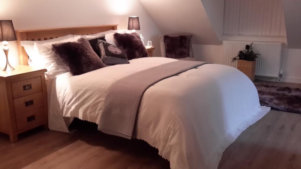 Woodend Bed and Breakfast Glenrothes Δωμάτιο φωτογραφία